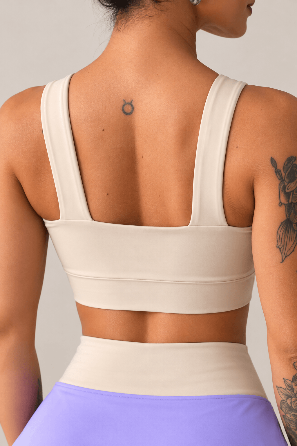 TOP MUSA DE FERRO REF 43 OFF WHITE — foto 3